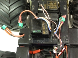 Tamiya Clodbuster 58065 Blue and Chrome - ESC and Electronics