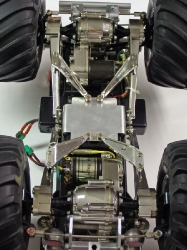 Tamiya Clodbuster 58065 Blue and Chrome - Underside Overall