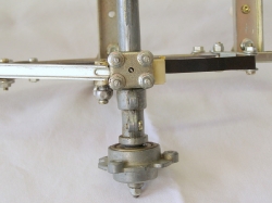 Tamiya Bruiser 58048 Lot 1 - Under Right Rear Leaf Spring Mount