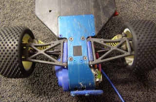 Team Associated B3 - Under Chassis Rear Aluminum Plate